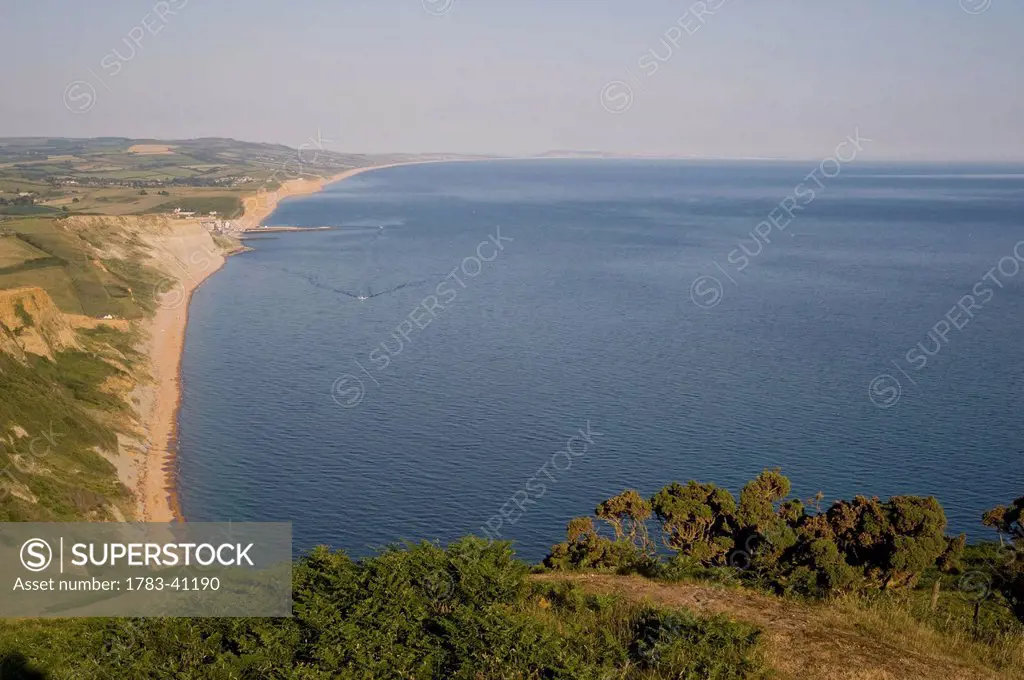 UK, England, Dorset, Jurassic Coast towards Chesil Beach and Portland from Thorncombe Beacon; West Dorset