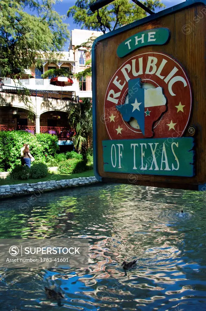The Republic Of Texas Bar On The Scenic River Walk. San Antonio's Number One Attraction - A Below Streetlevel Promenade Of Bars And Restaurants, San A...