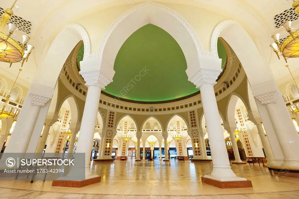Shopping mall interior, Gold souk, Dubai Mall; Dubai, United Arab Emirates