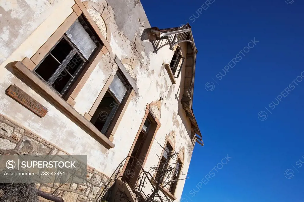 Abandoned house of financial advisor; Kolmanskop Ghost Town