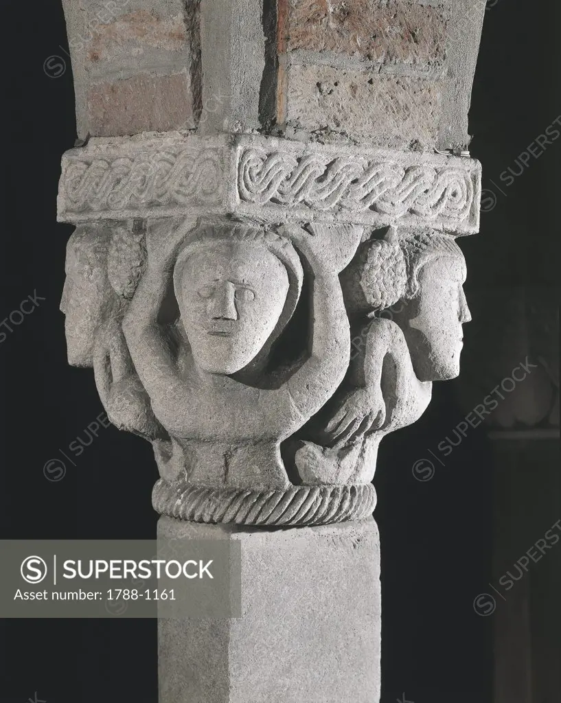 Close-up of carving on a column, Church of St. Savinus, Piacenza, Emilia-Romagna Region, Italy