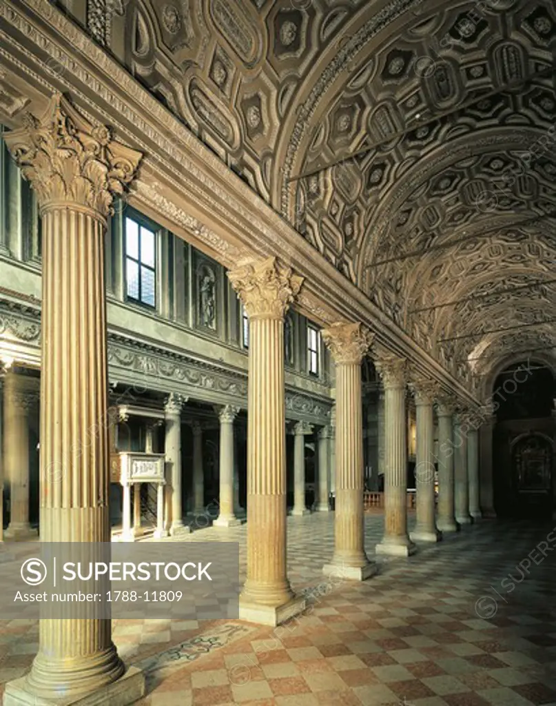 Italy, Lombardy, Mantua, catherdal of San Pietro, interior, side aisle