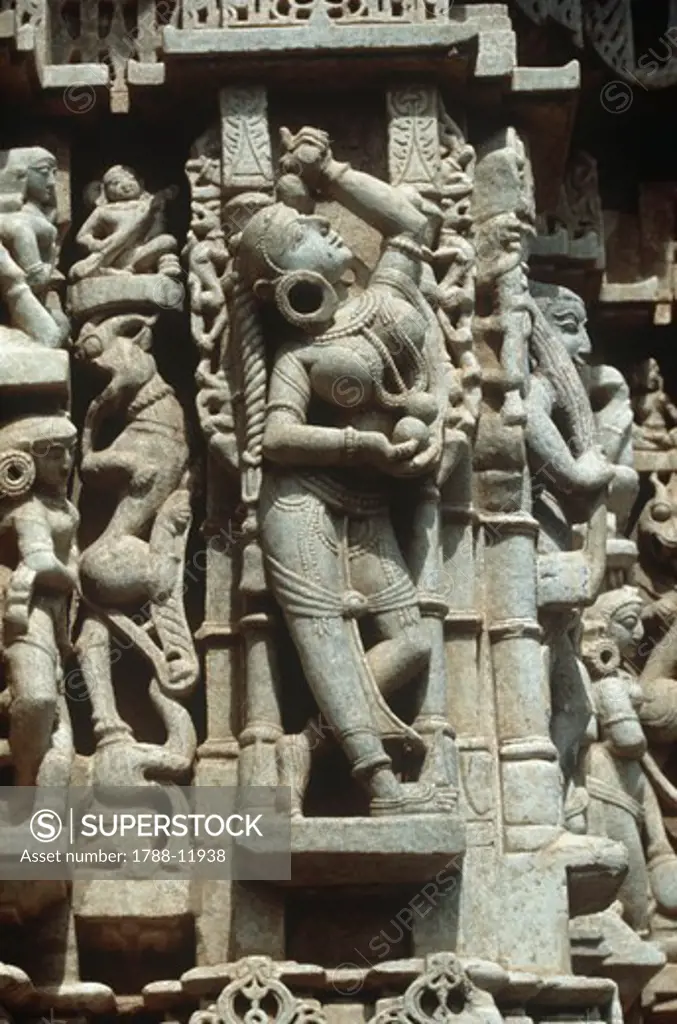 India, Rajasthan, Ranakpur, Chaumukha Temple, relief detail