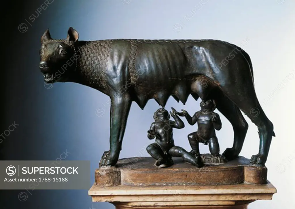 Capitoline She-Wolf (Lupa Capitolina) in bronze, Height 75cm, from Rome