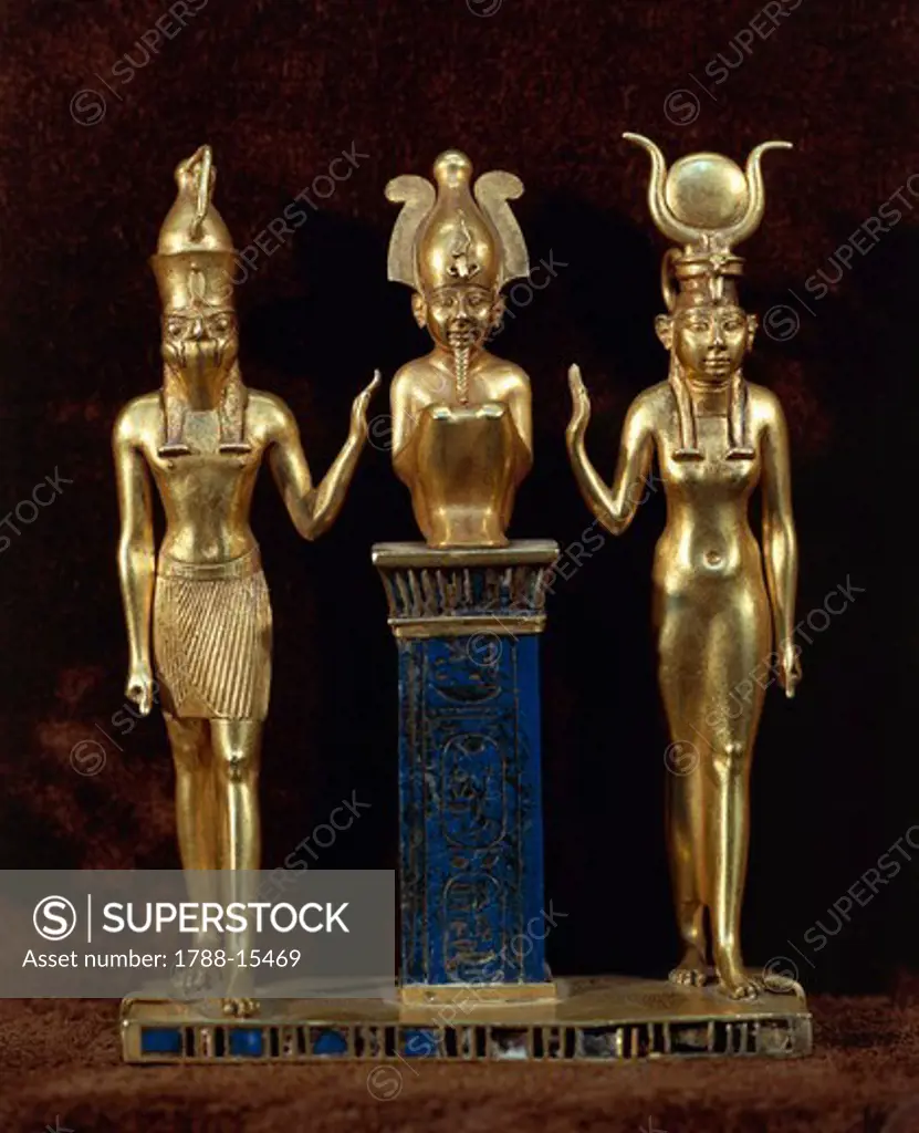 Egyptian civilization. Goldsmith art. King Osorkon II pendant in gold and lapis lazuli depicting god Osiris and his son Horus and his wife Isis