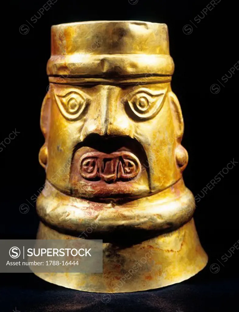 Golden portrait vessel, Peru, Chimu culture, Pre-Inca civilization