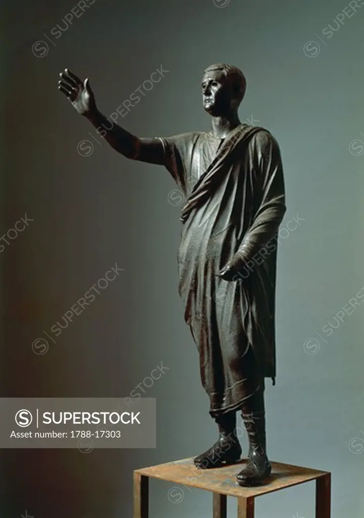 Lost wax cast bronze statue of orator (Arringatore) from Pila, Perugia, Italy, circa 80 B.C.