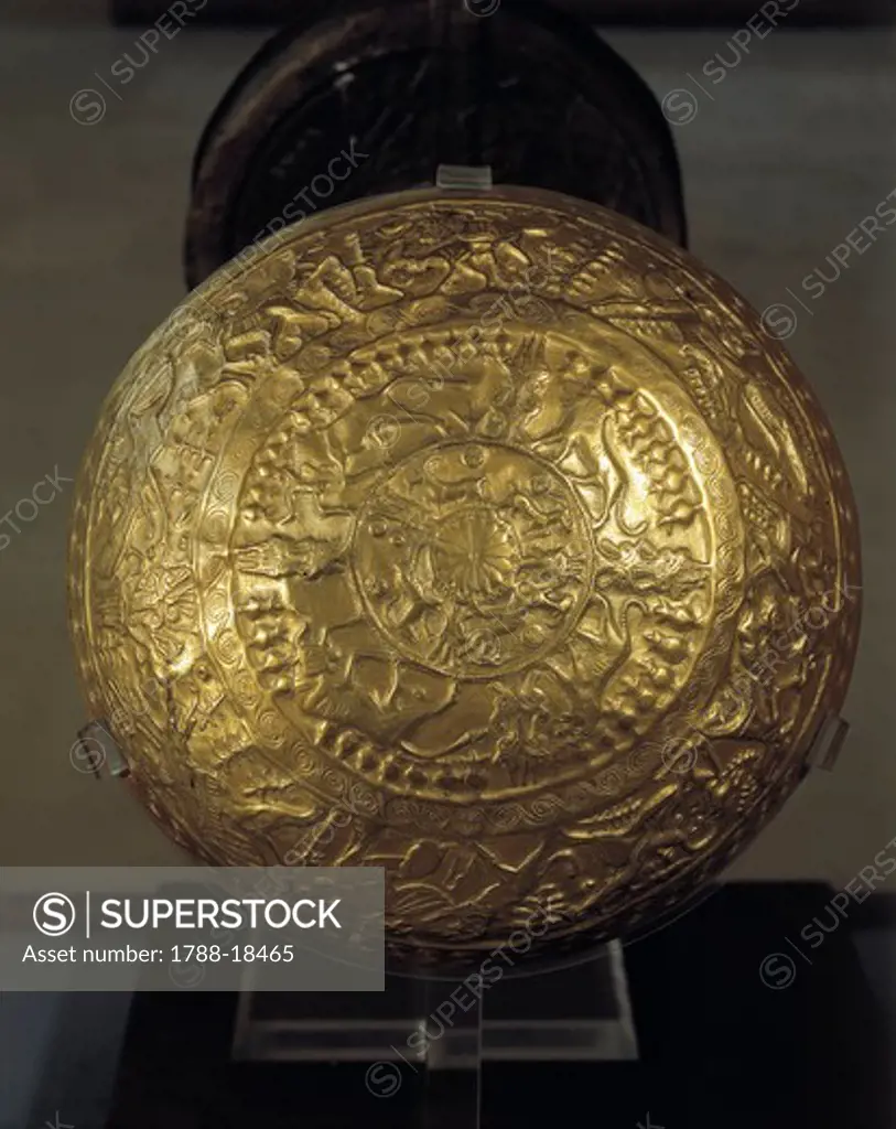 Gold bowl with decorations influenced by Egyptian, Syrian and Mycenaean style, from Ugarit, Ras-Shamra, Syria