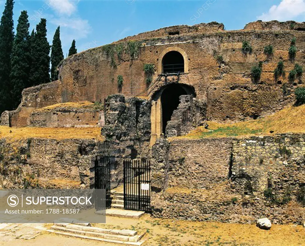 Italy, Latium region, Rome, Mausoleum of Augustus, tombs of imperial family