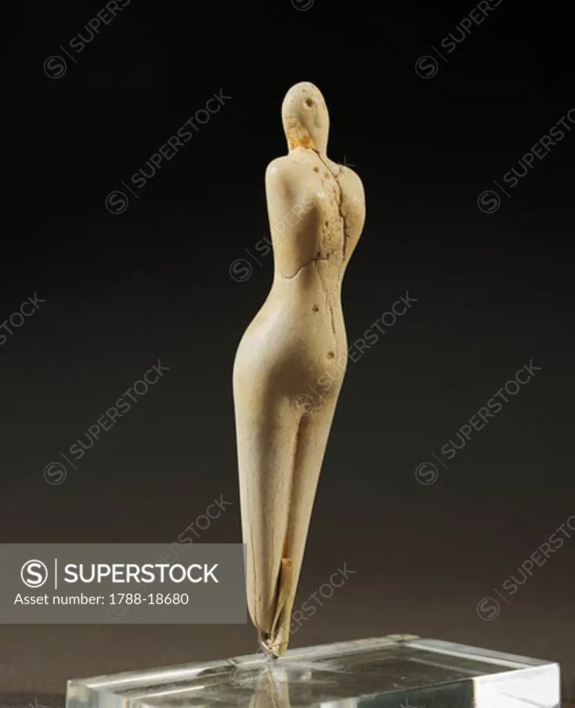 Egypt, El-Amrah, Nagada culture, Bone statuette of female figure
