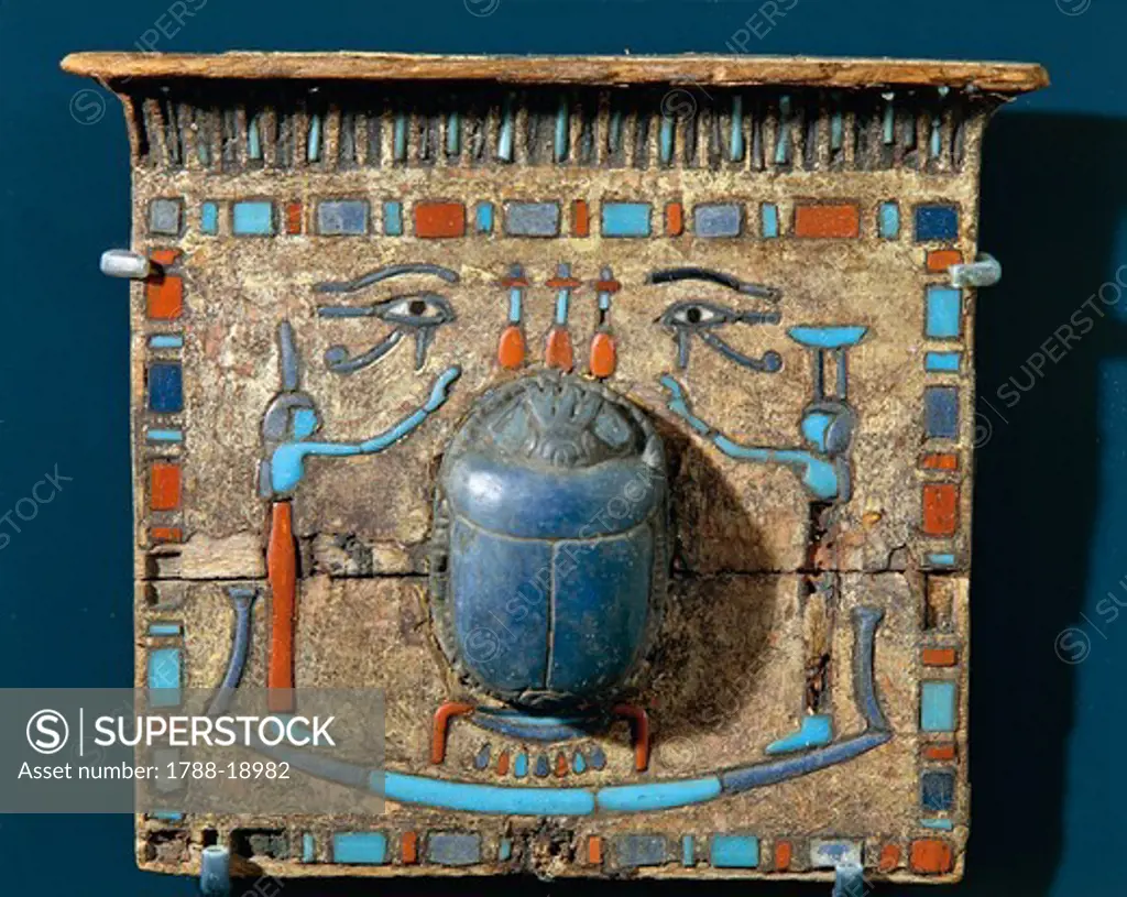 Ornament of a mummy: pectoral with scarab made of lapis lazuli