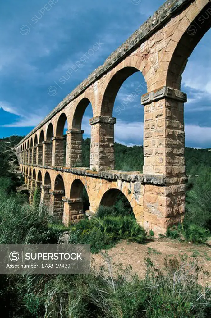 Spain, Catalonia, Tarragona, Roman aqueduct