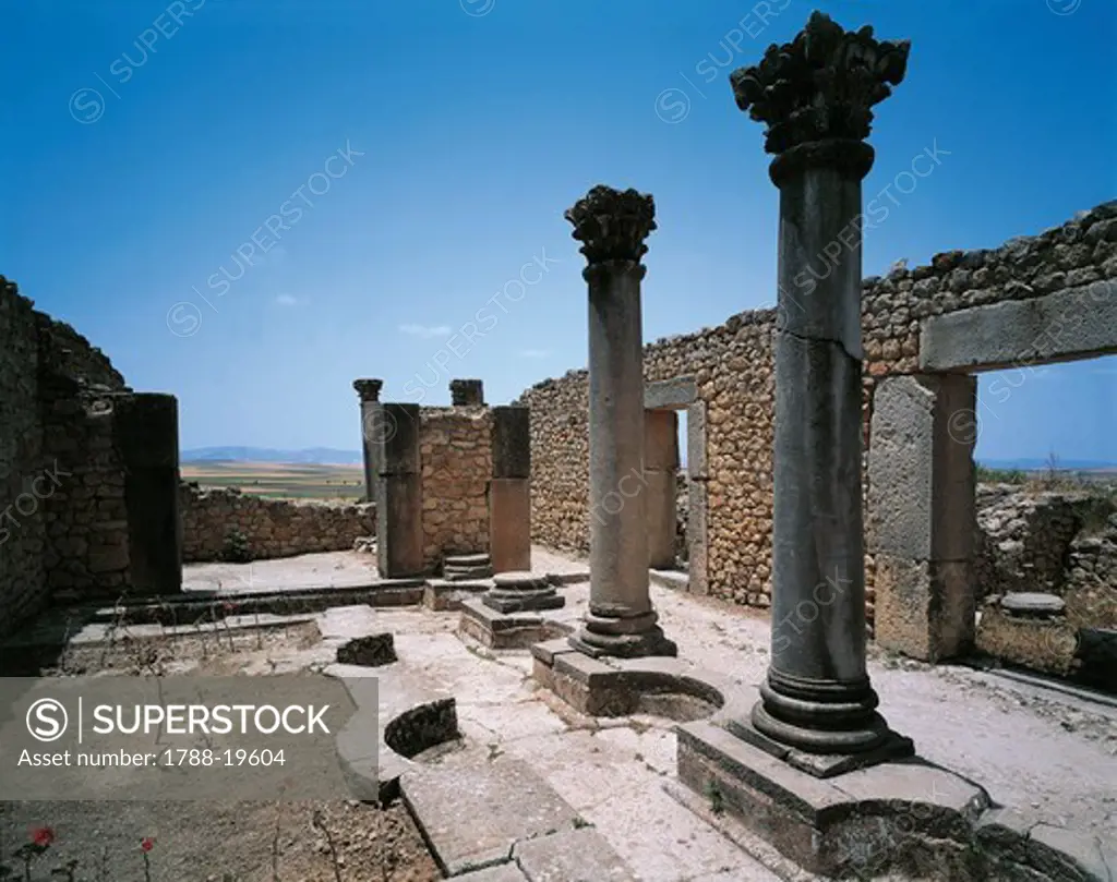 Morocco, Meknes-El Menzeh, nymphaeum (early 3rd century A.D.) in House of Columns at Ancient city of Volubilis