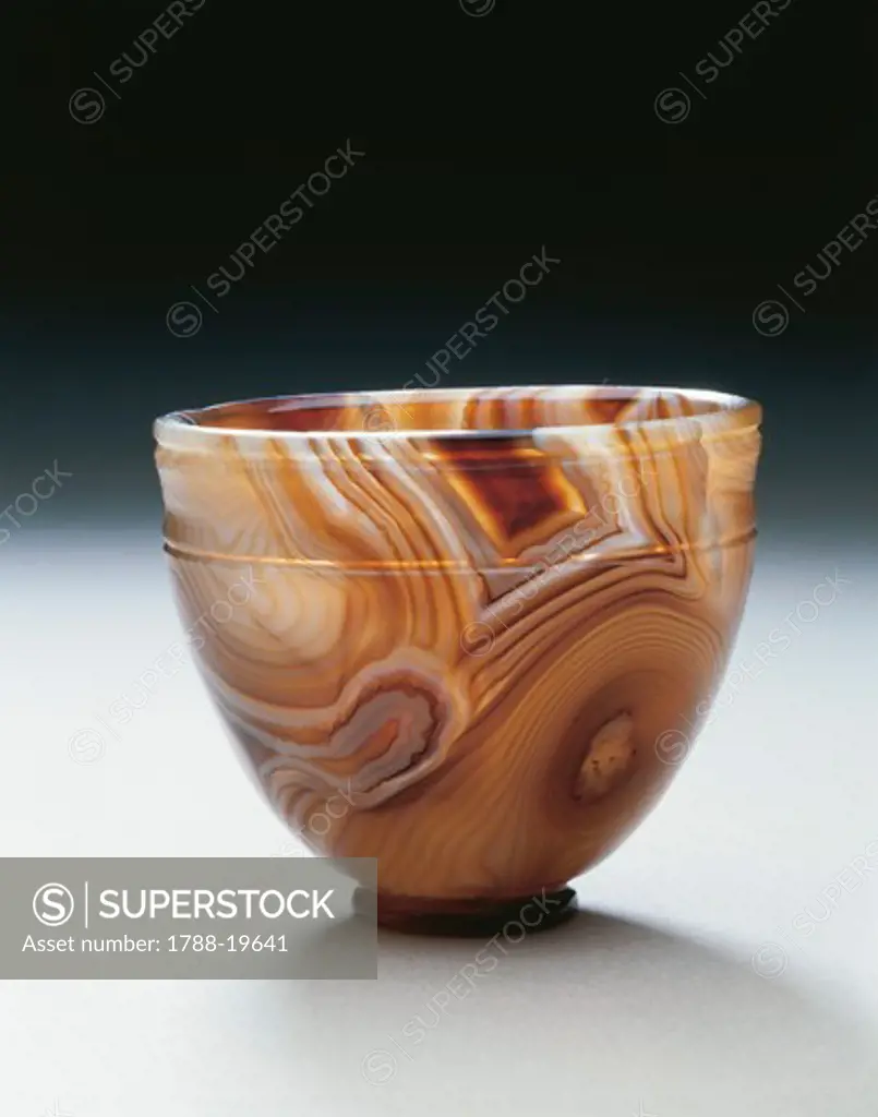 Agate bowl, used as container for ointments and lotions, From Ercolano