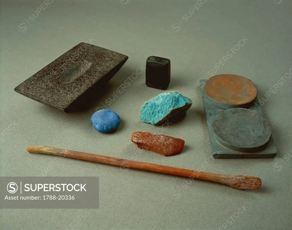 Tools and colored powders used by painters