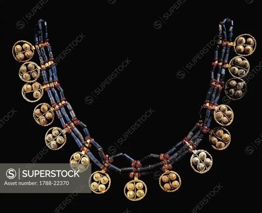 Lower Mesopotamia, Iraq, Cornelian and lapis lazuli necklace with gold pendants from Ur