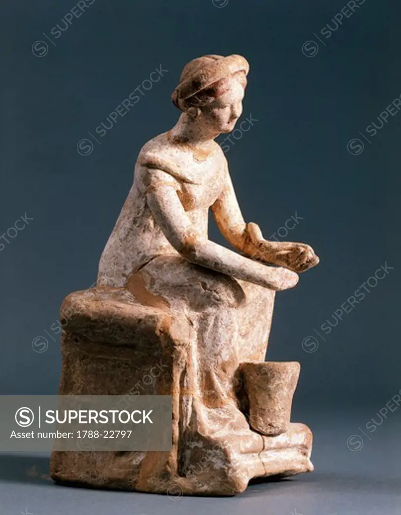 Italy, Basilicata, Heraclea, West Necropolis statue representing a female figure, terracotta