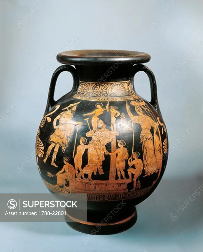 Italy, Basilicata, Pelike representing the Myth of the Return of the Heraclides, painted by the Painter of Policoro, terracotta pot