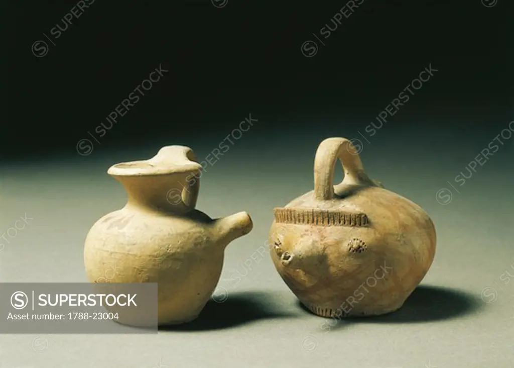Spain, Ibiza, Ritual zoomorphic askos (vessels) with ochre decorations