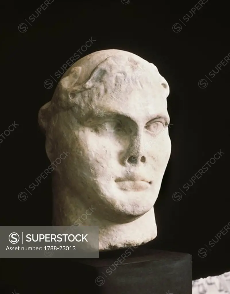 England, York, Eboracum, Bust of the Emperor Constantine I (Flavius Valerius Constantinus, 274 - 337), constantinian dynasty, imperial age, marble
