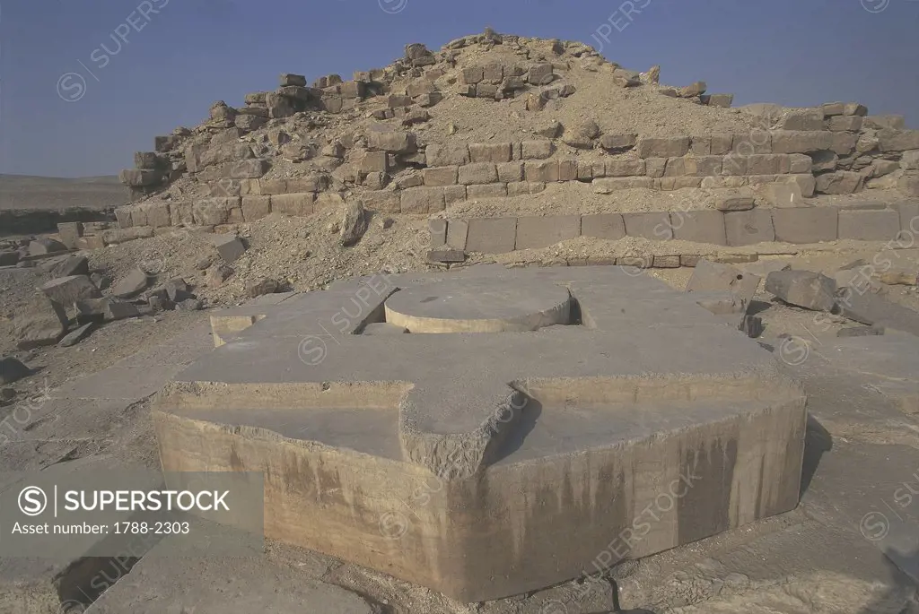 Egypt - Cairo - Ancient Memphis (UNESCO World Heritage List, 1979). Abu Sir. Neuserre sanctuary to sun god Ra at Abu Jirab. Altar, 5th Dynasty