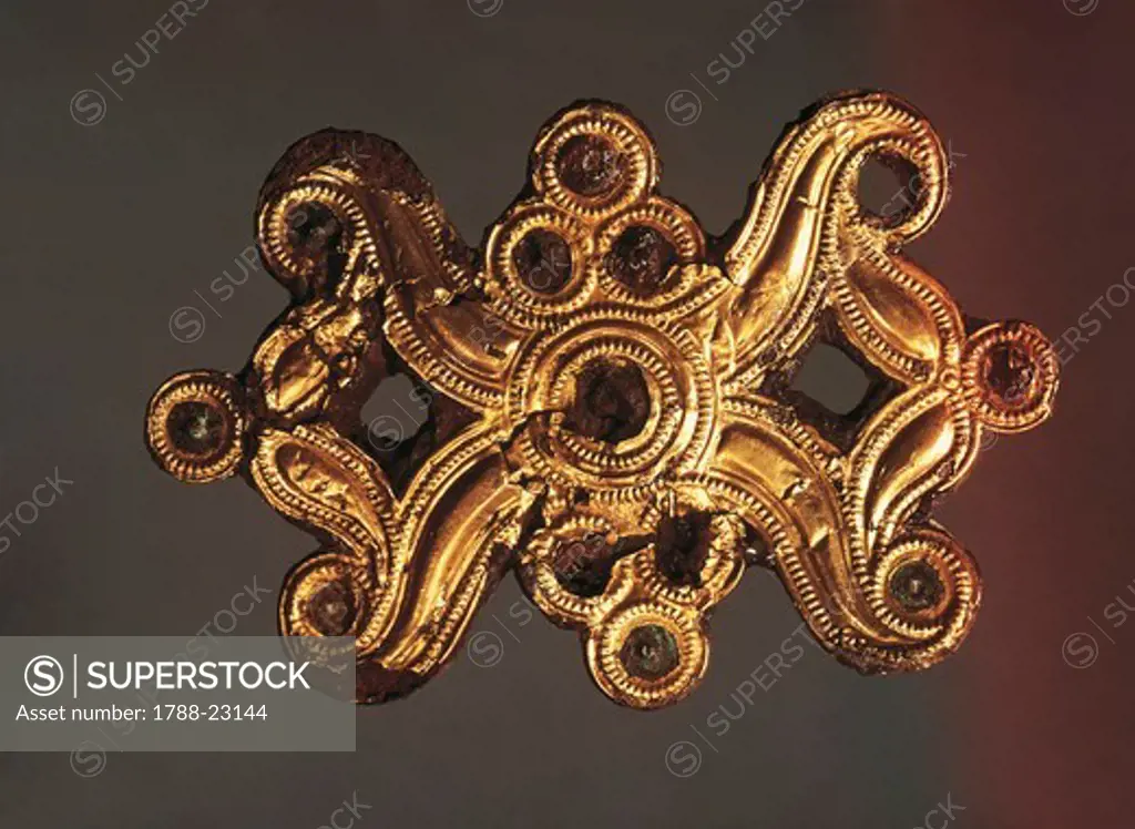 Germany, Kleinaspergle, Ornamental bucklet, La Tene culture, gold