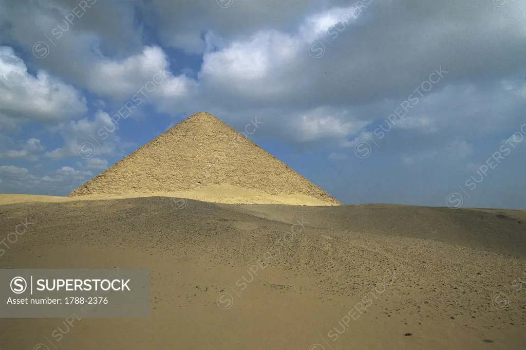 Egypt - Menfi - Dahshur Necropolis - The Red Pyramid of Snofru