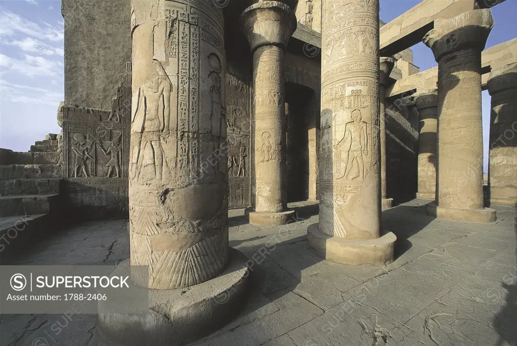 Egypt - Kawn Umbu (Kom Ombo). Ancient Ombos. Temple of Sebek and Haroeris. Columns