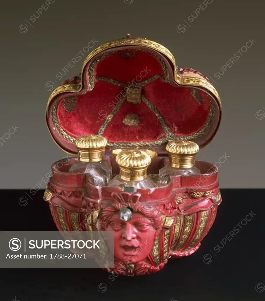 Goldsmith's art, Germany, 17th century. Perfume casket in gold, red painted ivory, diamonds, crystal and silk, 1680.