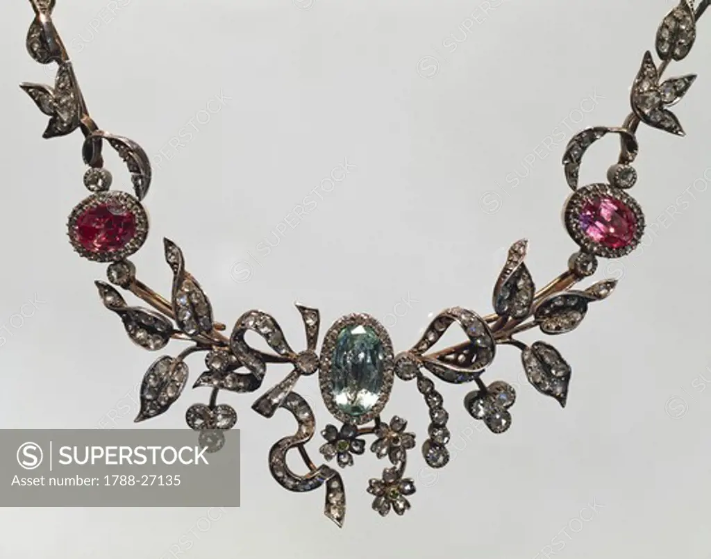 Goldsmith's art, 19th century. Gems and diamonds necklace.