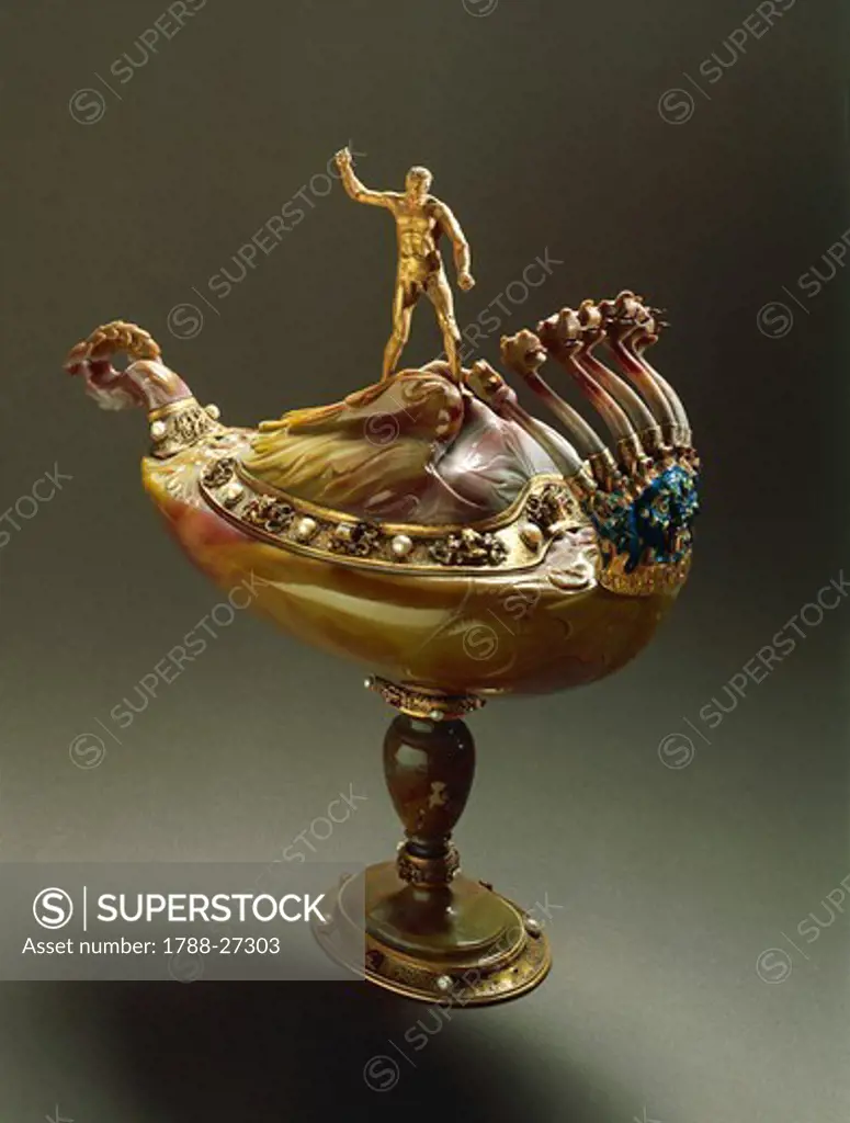 Goldsmith's art, Italy, 16th century. Workshop of Annibale Fontana (1540-1587), Hercules and the Hydra, jasper and enamelled gold vase set with pearls, diamonds and rubies. Height cm. 34.