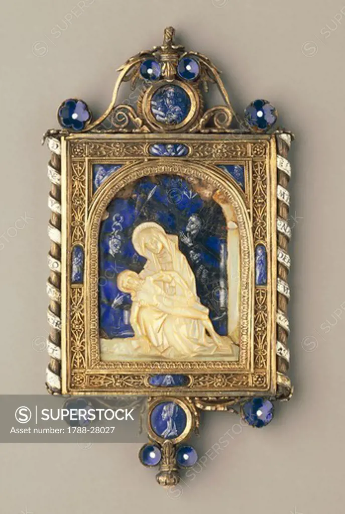 Silversmith's art, Italy, 16th century. Chiselled, enamelled gilded silver pendant plaque set with pearls and mother-of-pearl. Side depicting the Pieta'.