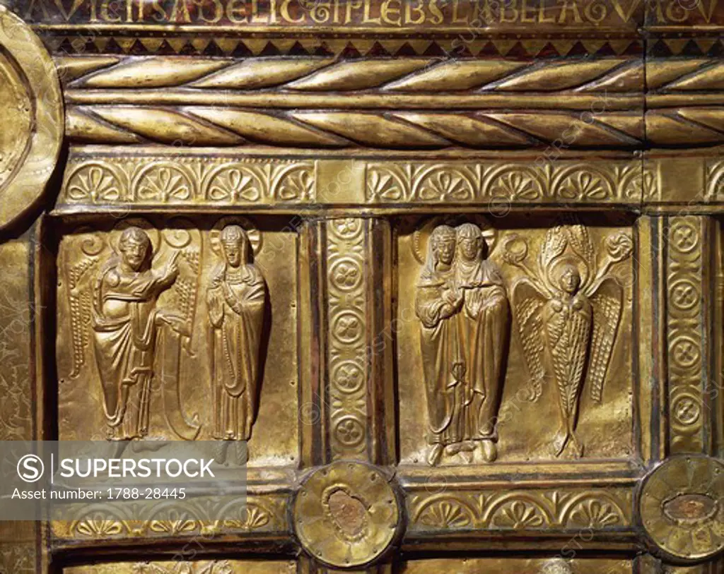 Goldsmith's art, Denmark, 13th century. Wooden altar covered in gold leaf, from Olst near Randers, 1200-1225. Detail: Annunciation and Visitation.
