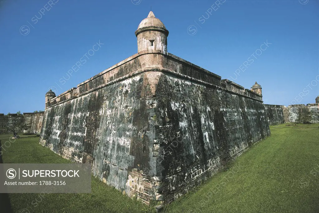 Low angle view of a fort, Fort San Fernando, Omoa, Honduras