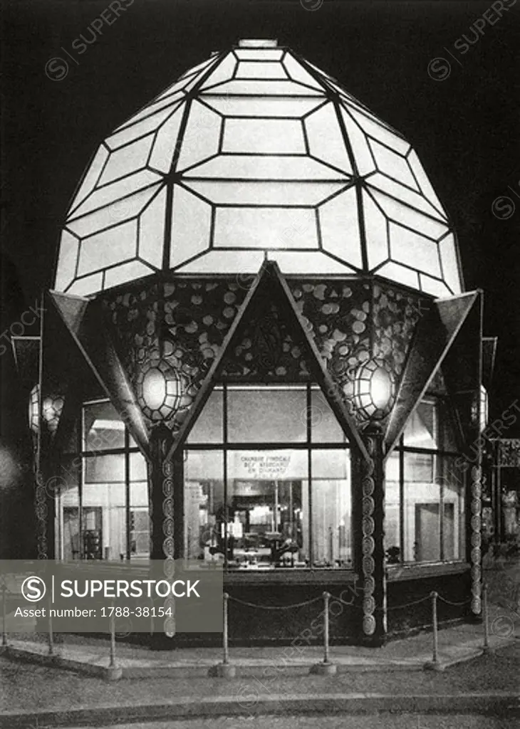 Hall of Diamond Cutters at the International Exhibition of Decorative Arts, Paris, (Architects P. Bailly, G. Saacke and I. Lambert), 1925, France 20th century.