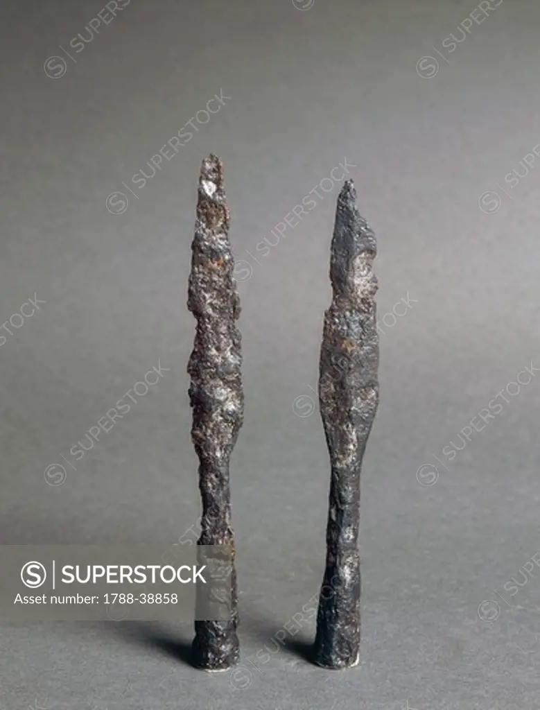 Prehistory, Italy, Iron Age. Golasecca culture. Spear heads, 450 b.C.