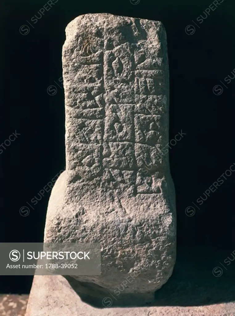 Italic civilizations, Paleo-Venetians. Sepulchral stone with inscriptions.