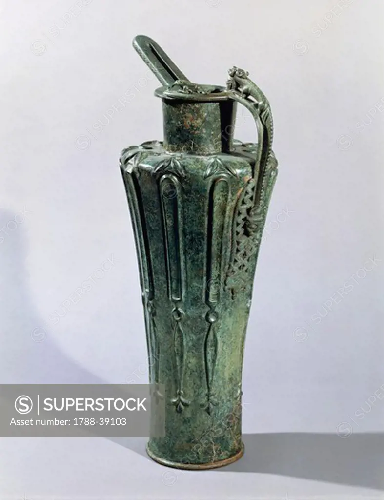 Celtic civilization, Austria. Schnabelkanne, bronze jug from tomb 112 at Durrnberg.