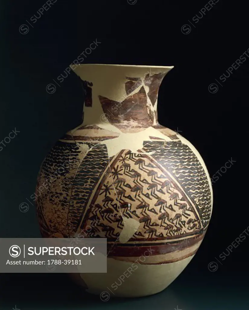 Prehistory, Iraq, Halaf culture. Ceramic vase painted with geometric pattern, late 5th millennium b.C. From Tell Hassan.