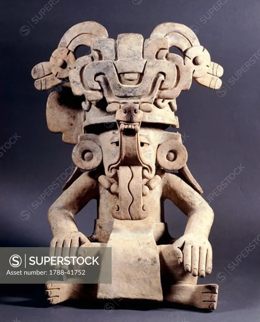 Terracotta funeral urn depicting a man-tiger, artefact from Miahuatlan (Mexico). Zapotec Civilization, classical period, 200-900.