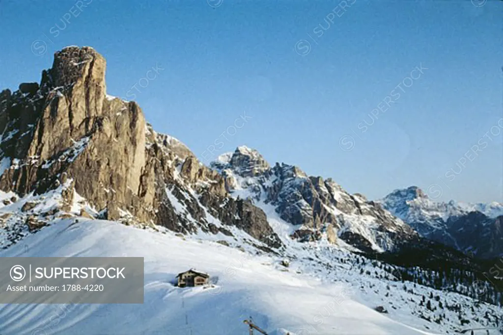 Italy - Veneto Region - Dolomites - Cortina d'Ampezzo - View of Giau Pass - From left to right: Gusela del Nuvolau, Tofane Group, Croda Roosa