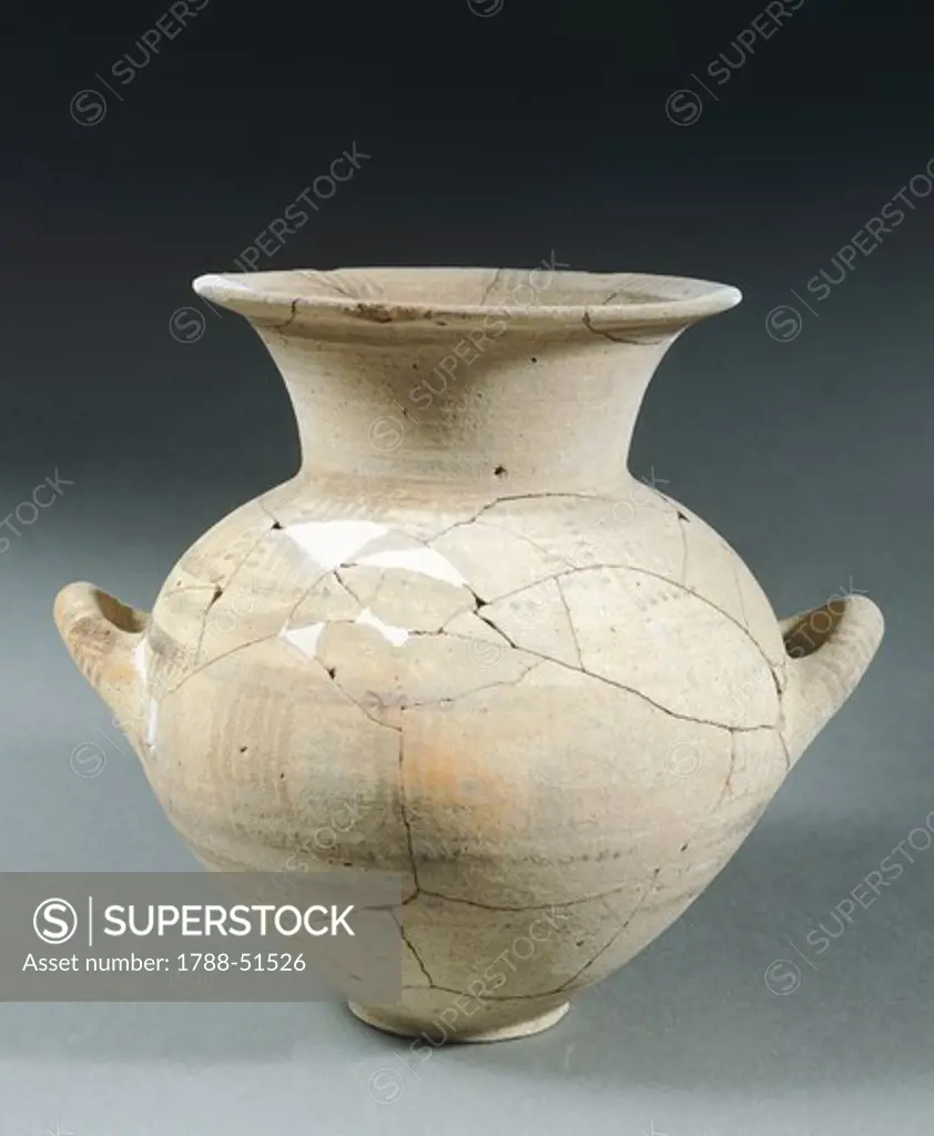Clay two-handled amphora, Italy. Italic Civilization, 8th Century BC.