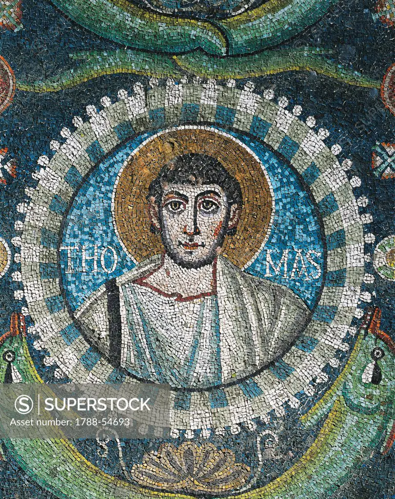 Clipeus with St Thomas's image, mosaic, intrados of the arch at the entrance to the presbytery, Basilica of San Vitale (UNESCO World Heritage List, 1996), Ravenna, Emilia-Romagna. Italy, 6th century.