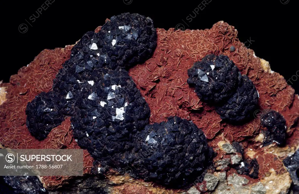 Cronstedtite, silicate.
