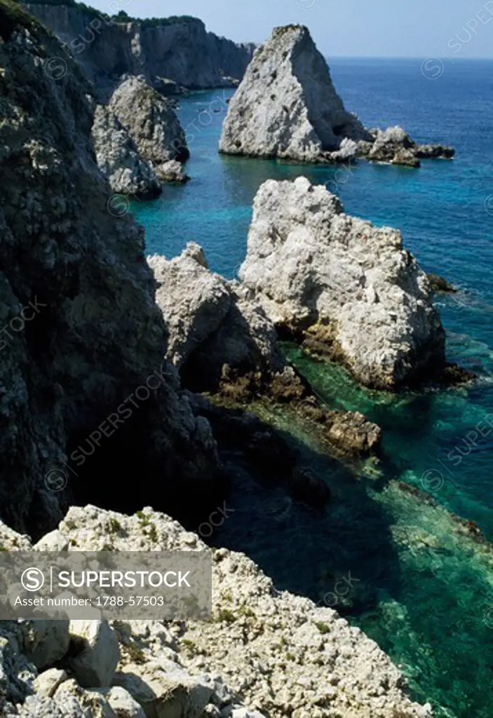 Rocky coastline and cliffs, Tremiti Islands, Apulia, Italy.