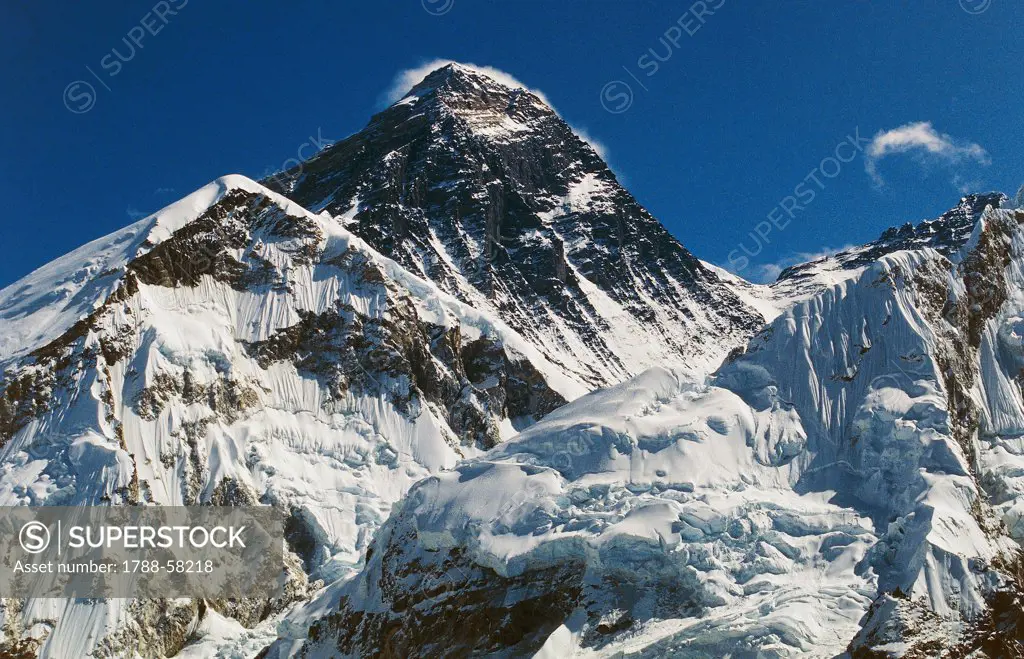 The summit of Mount Everest (8848 metres), The Himalayas, Nepal.