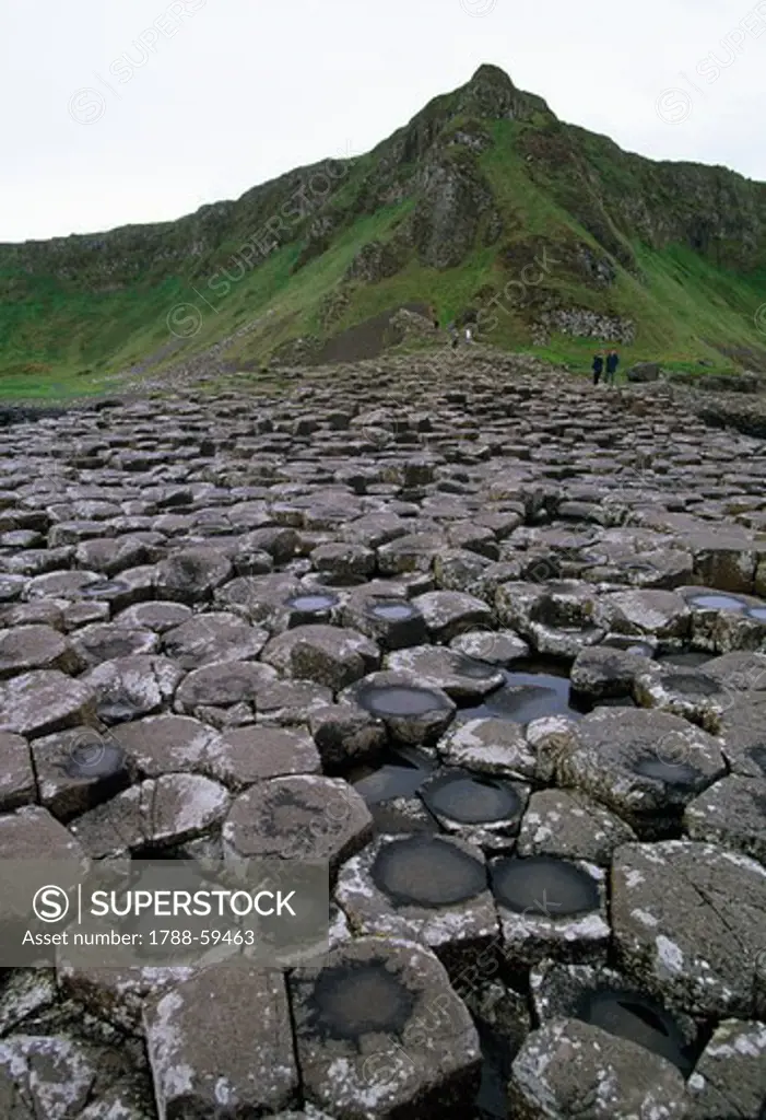 The Giant's Causeway, an area of interlocking basalt columns (UNESCO World Heritage List, 1986) on the coast near Bushmills, Northern Ireland, United Kingdom.