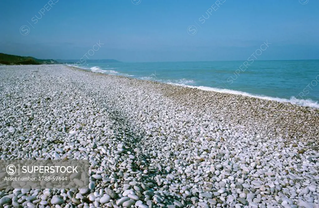 Le Morgue pebble beach, Abruzzo, Italy.