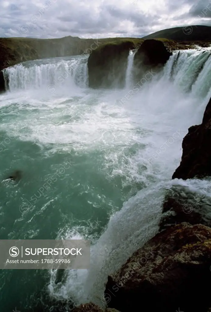Godafoss waterfall (Waterfall of the Gods), Sudur-Thingeyjarsysla, Iceland.