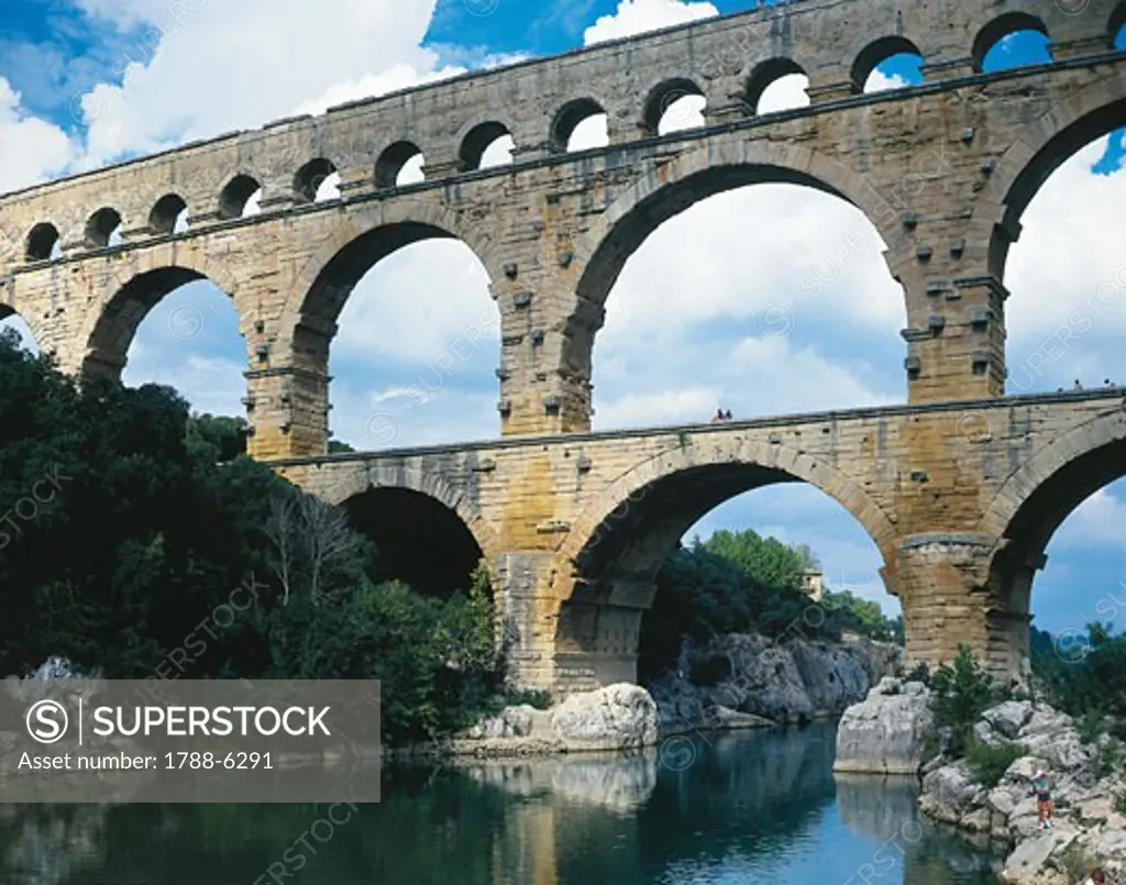 France - Languedoc-Roussillon - Nîmes. Roman aqueduct Pont-du-Gard (UNESCO World Heritage Site, 1985), 19th century b.C.